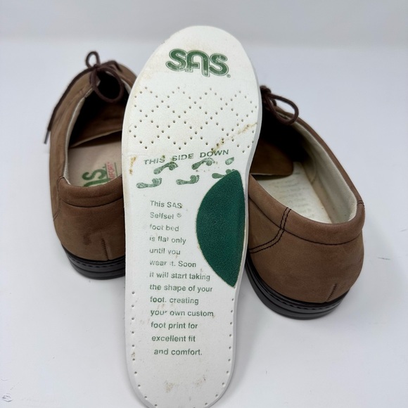 SAS Tripad Comfort Nubuck Lace Up Shoes w/ Selfset Foot Bed and Soft Step Heel - Picture 6 of 6